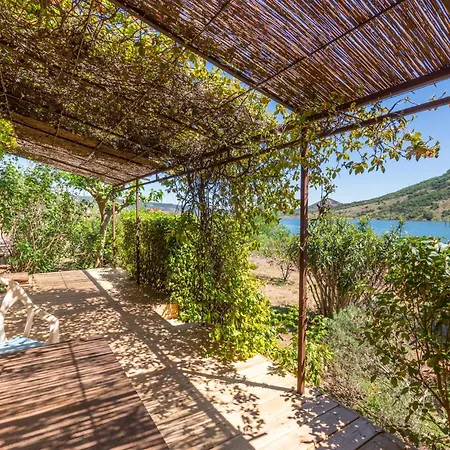 De Riri Hotel Celles (Languedoc-Roussillon)